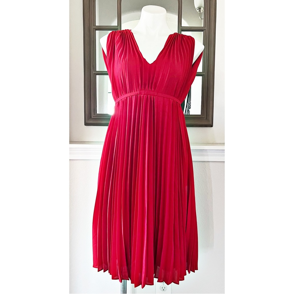 Max Studio Pleated Belted Midi Dress in Red, Size L, New w/Tag $148